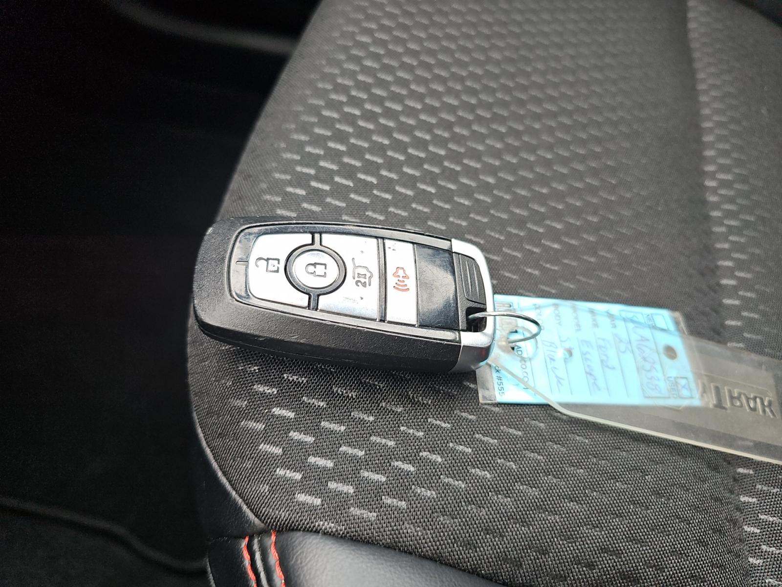 FORD ESCAPE - 4