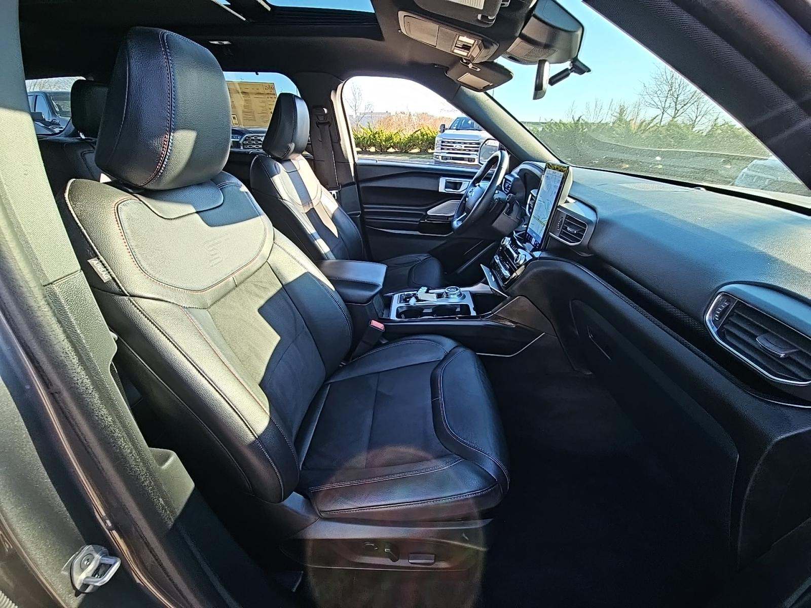 2023 Ford Explorer ST AWD