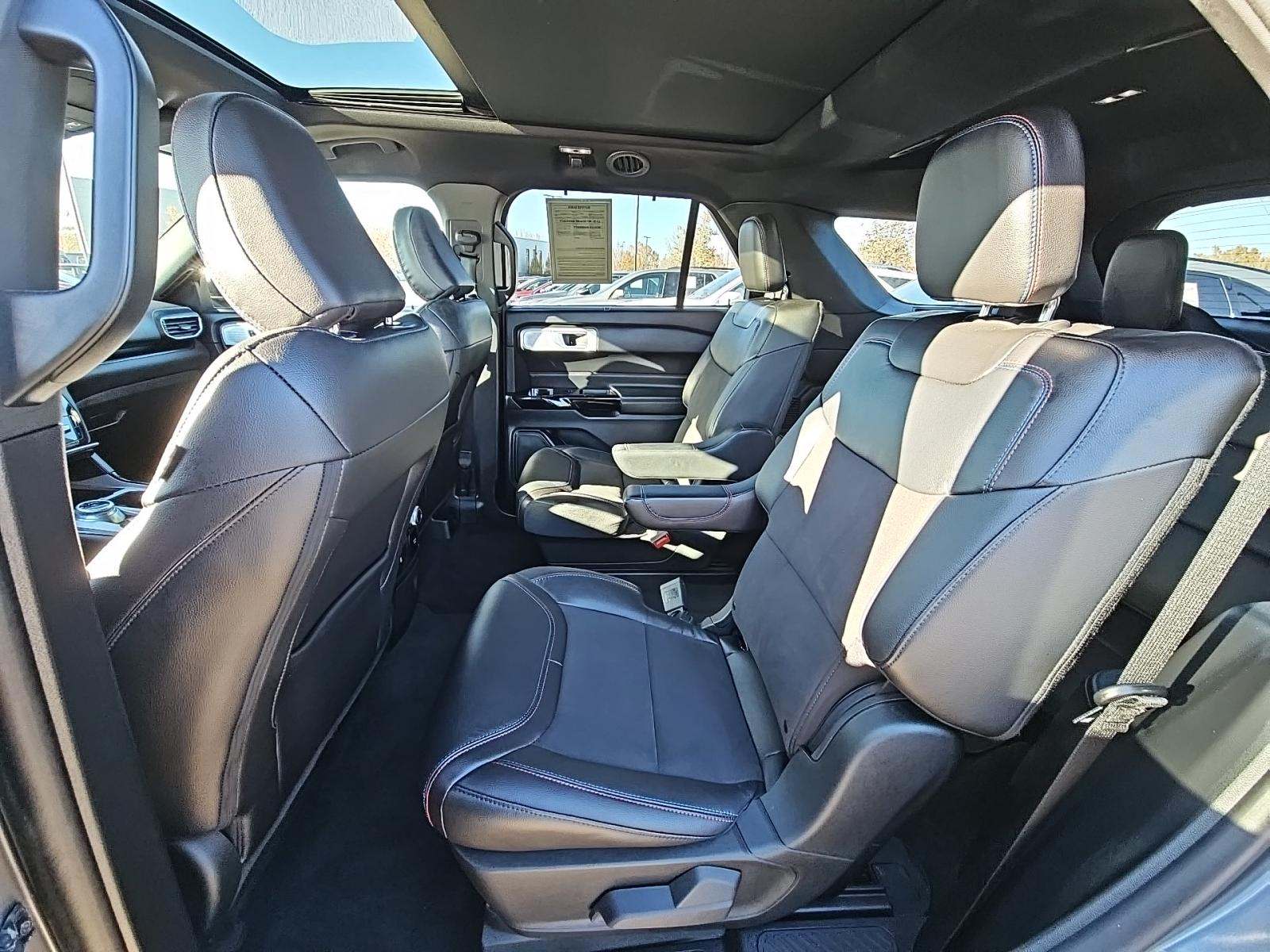 2023 Ford Explorer ST AWD