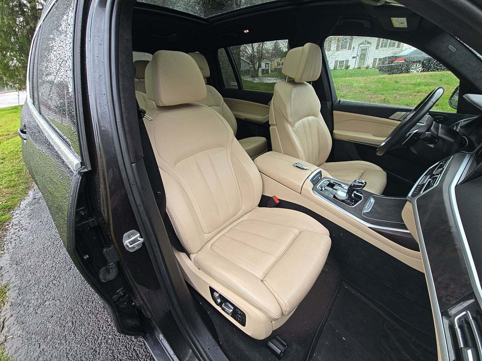 2022 BMW X7 xDrive40i AWD