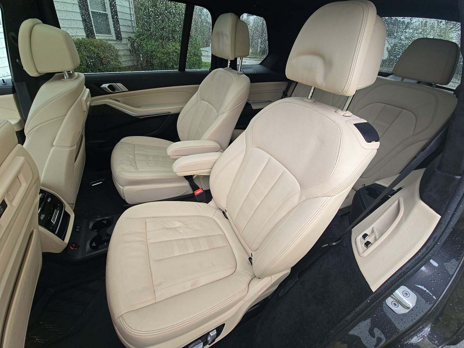 2022 BMW X7 xDrive40i AWD