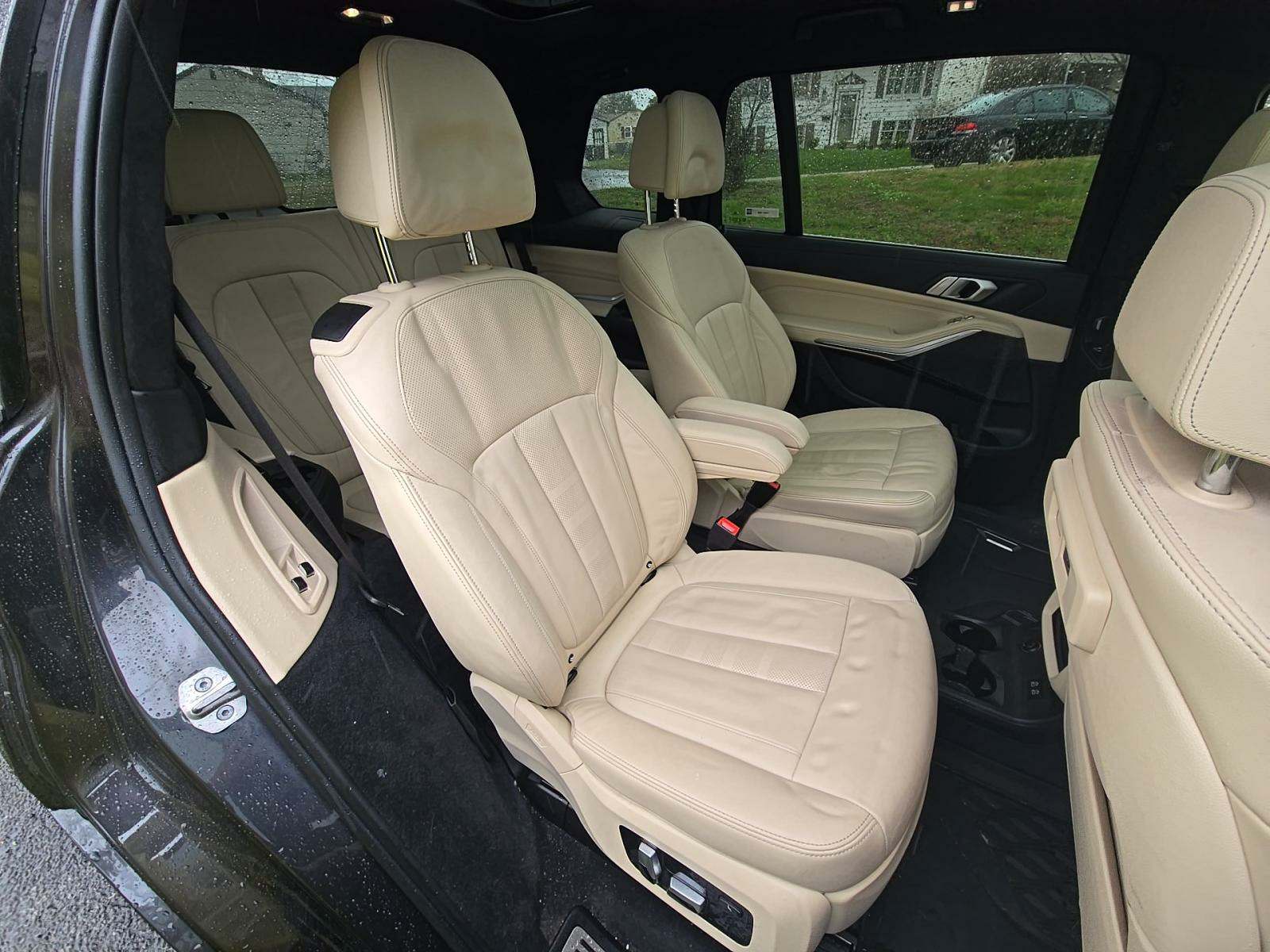 2022 BMW X7 xDrive40i AWD