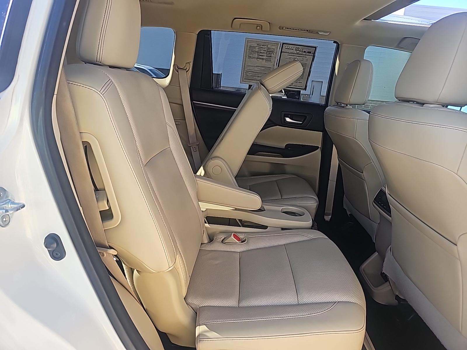 2015 Toyota Highlander Hybrid Limited AWD