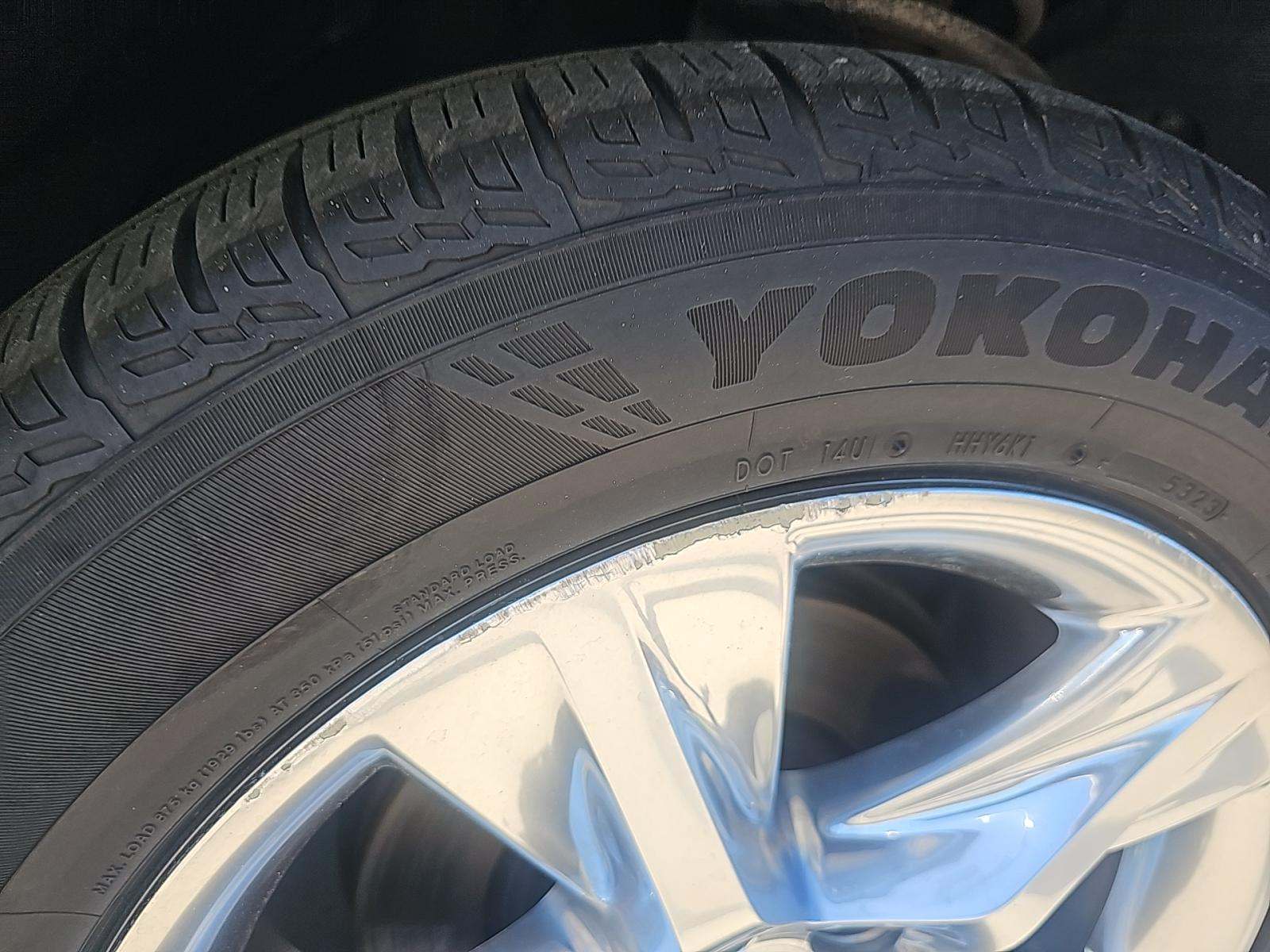 2015 Toyota Highlander Hybrid Limited AWD