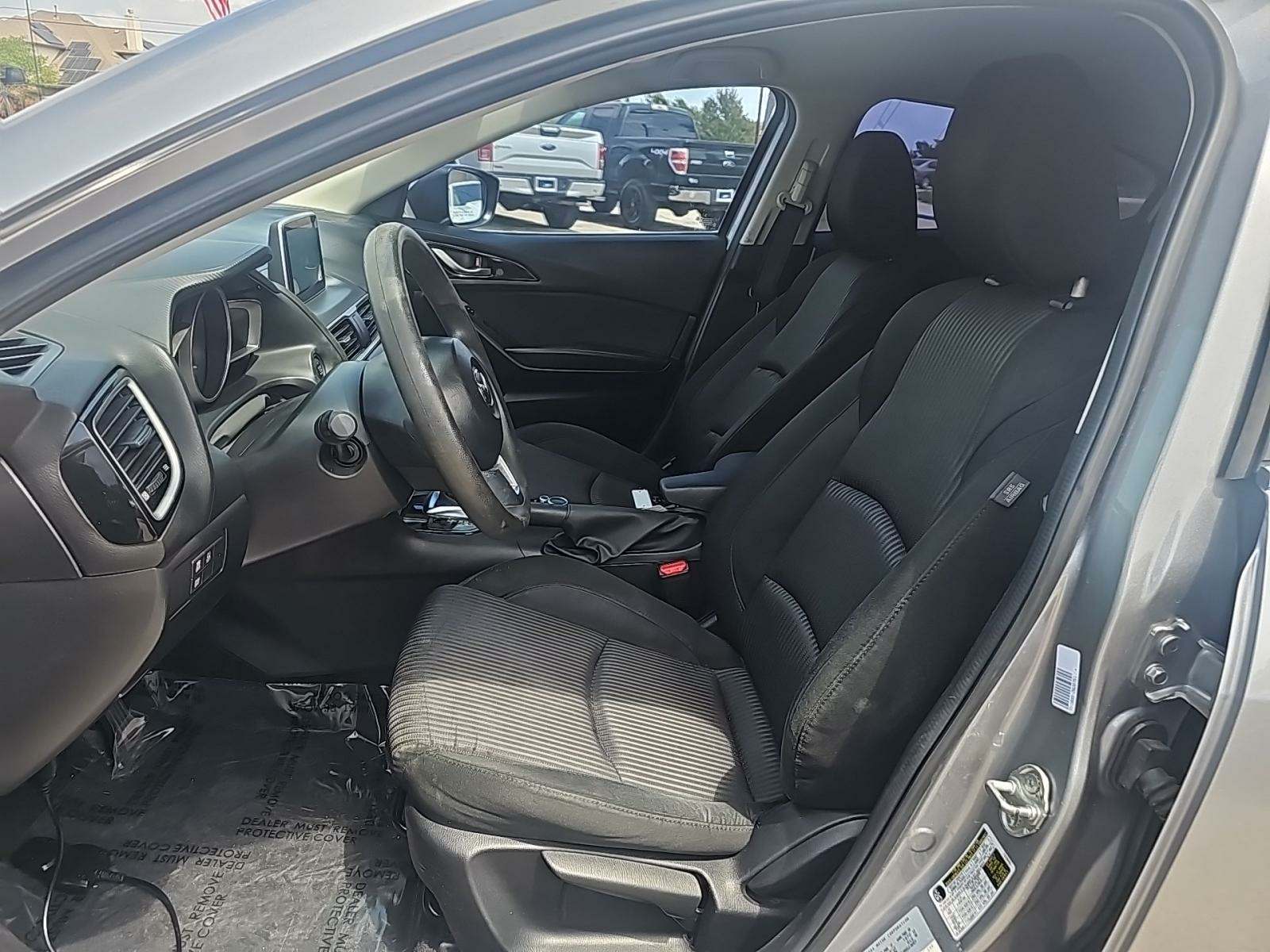 2016 MAZDA MAZDA3 i Sport FWD