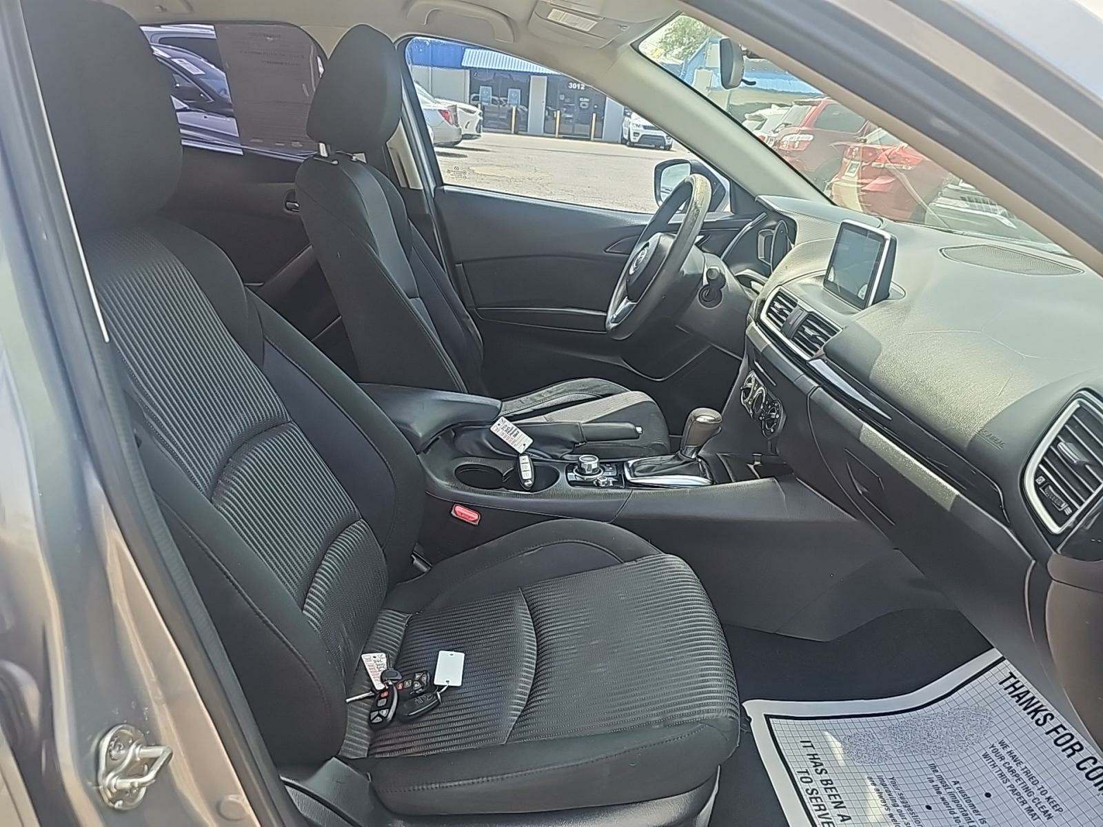 2016 MAZDA MAZDA3 i Sport FWD