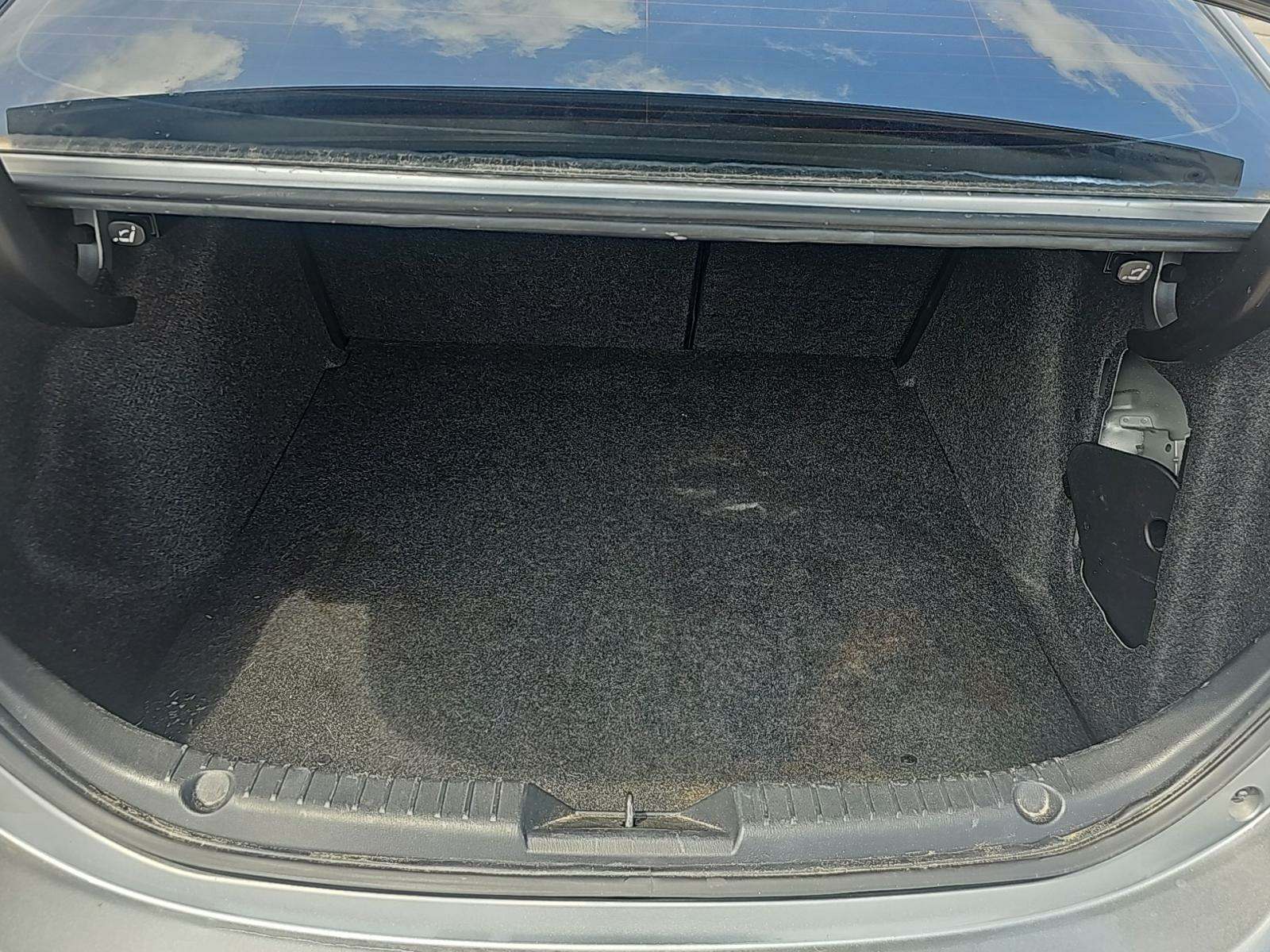 2016 MAZDA MAZDA3 i Sport FWD