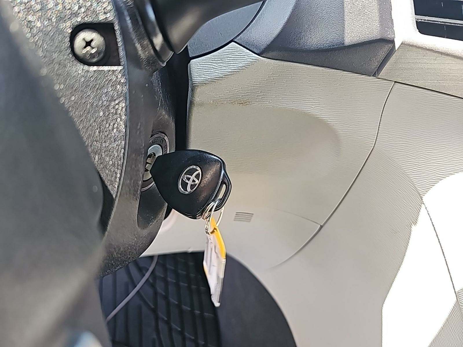 2015 Toyota Venza LE FWD