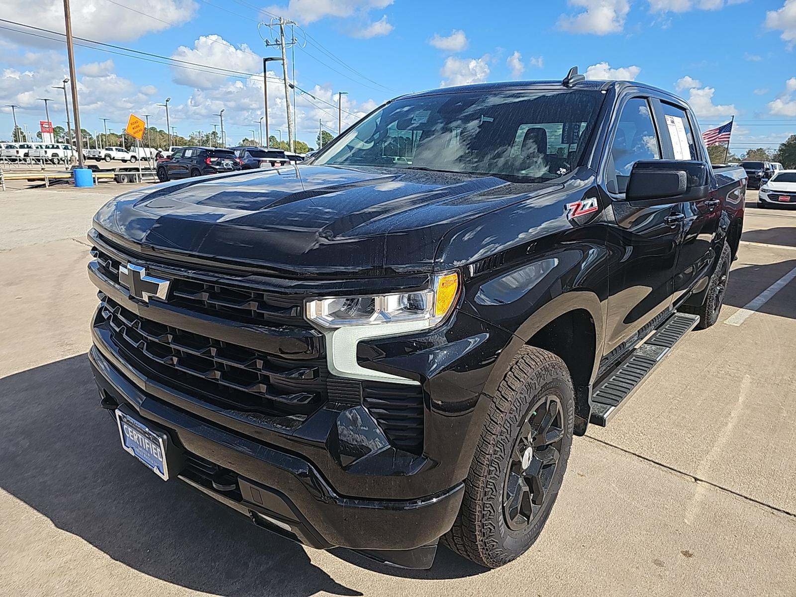 2023 Chevrolet Silverado 1500 RST AWD