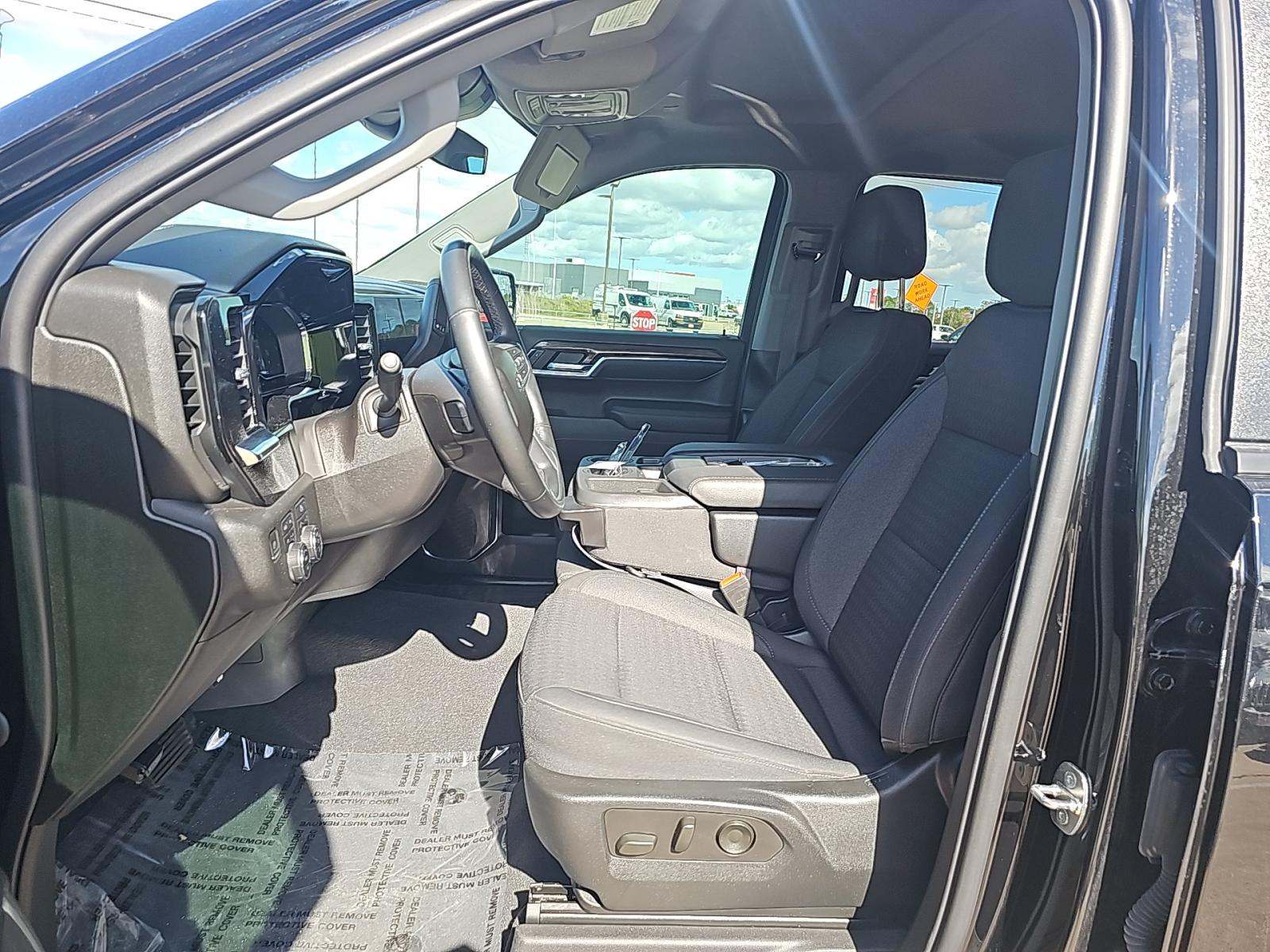 2023 Chevrolet Silverado 1500 RST AWD