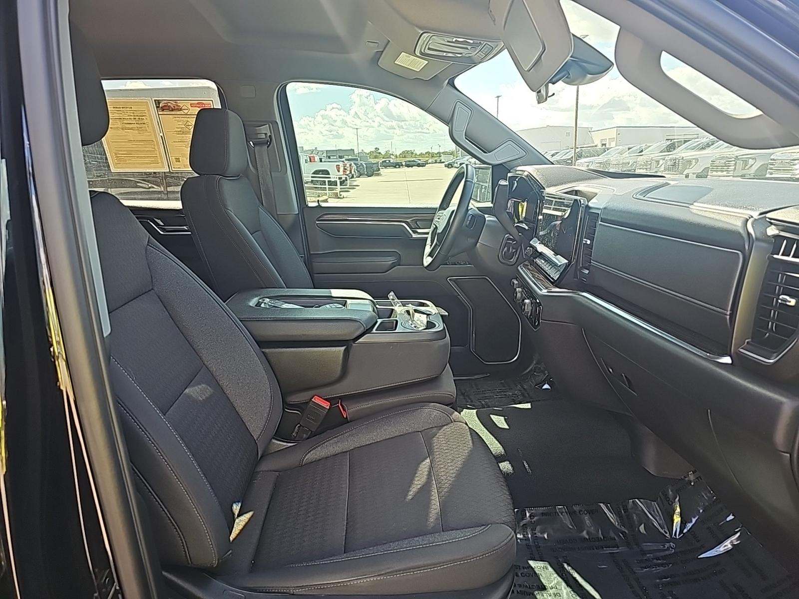 2023 Chevrolet Silverado 1500 RST AWD