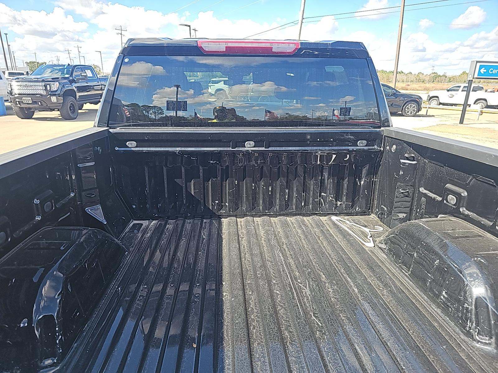 2023 Chevrolet Silverado 1500 RST AWD