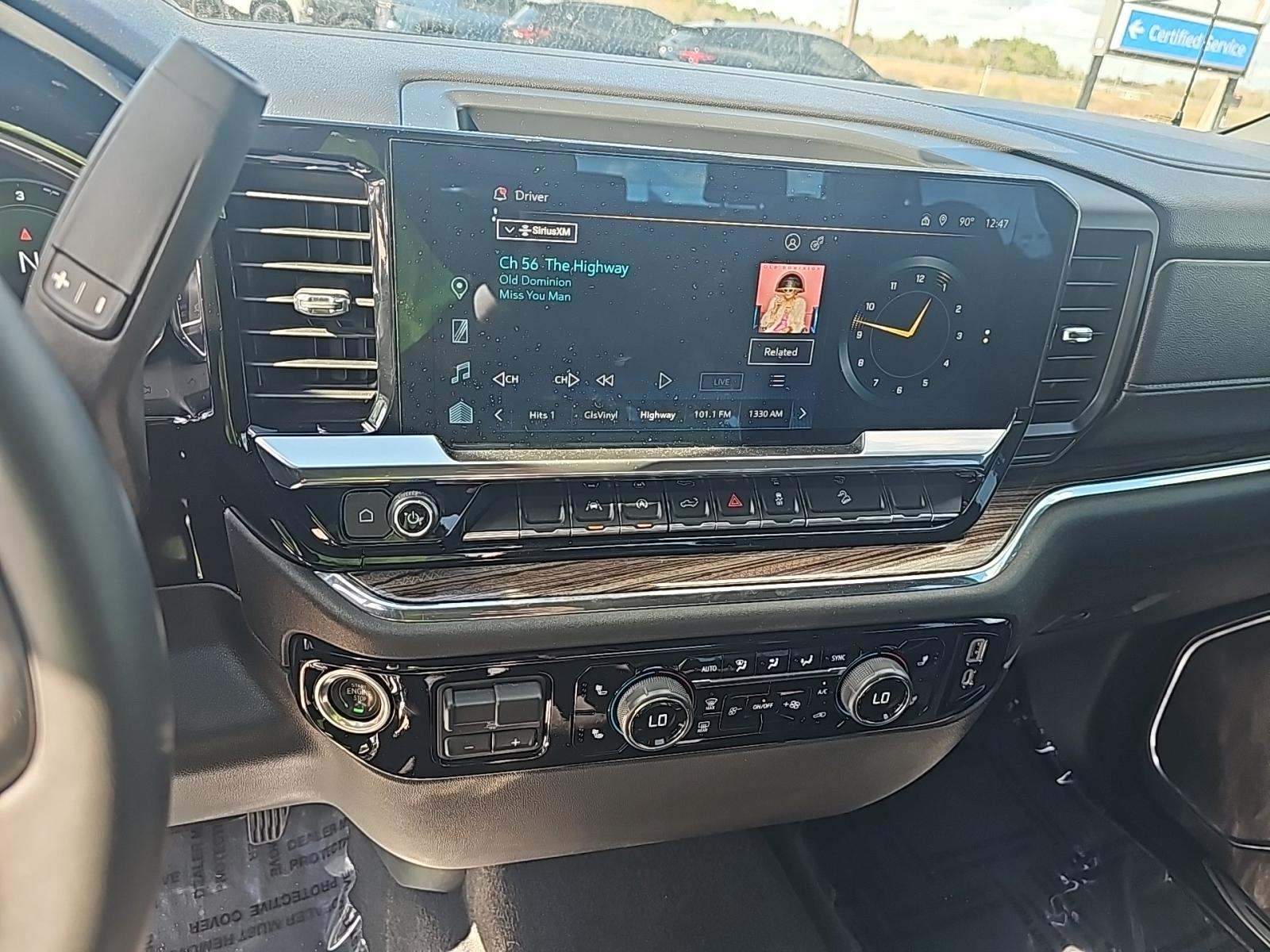 2023 Chevrolet Silverado 1500 RST AWD