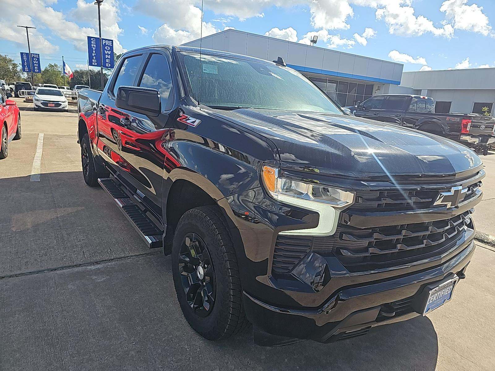 2023 Chevrolet Silverado 1500 RST AWD
