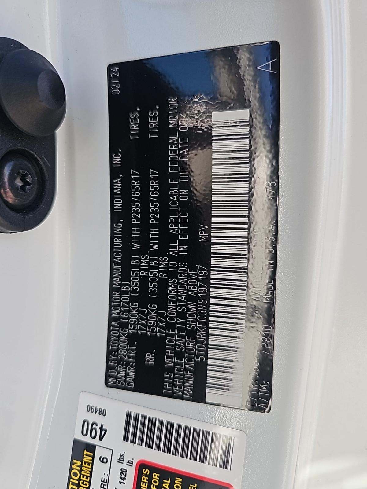 2024 Toyota Sienna XLE FWD