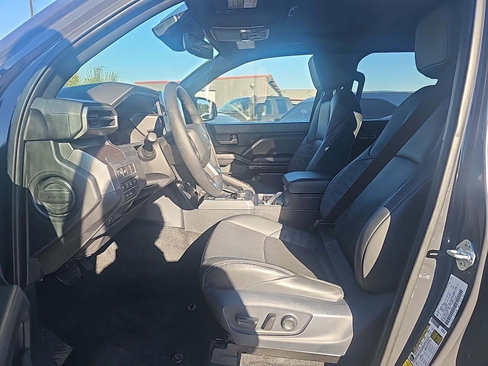 2025 Toyota Tacoma TRD Off-Road AWD