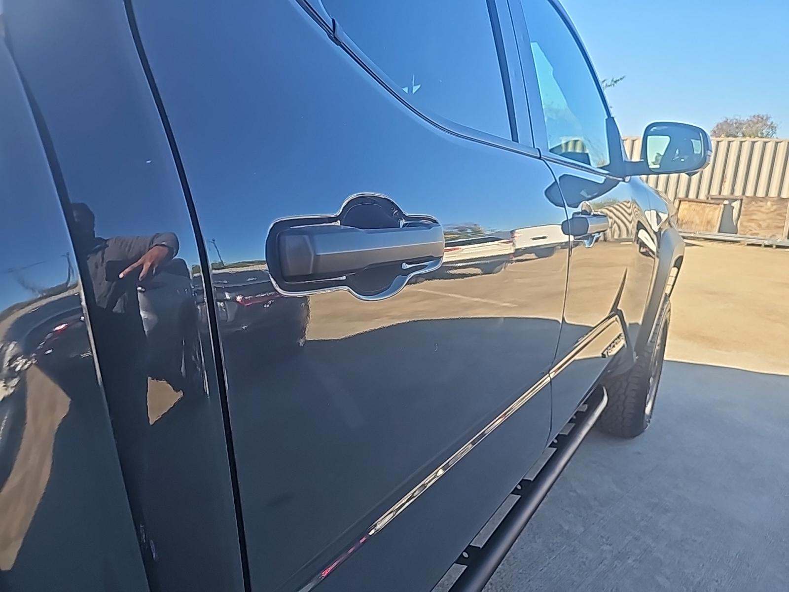 2025 Toyota Tacoma TRD Off-Road AWD