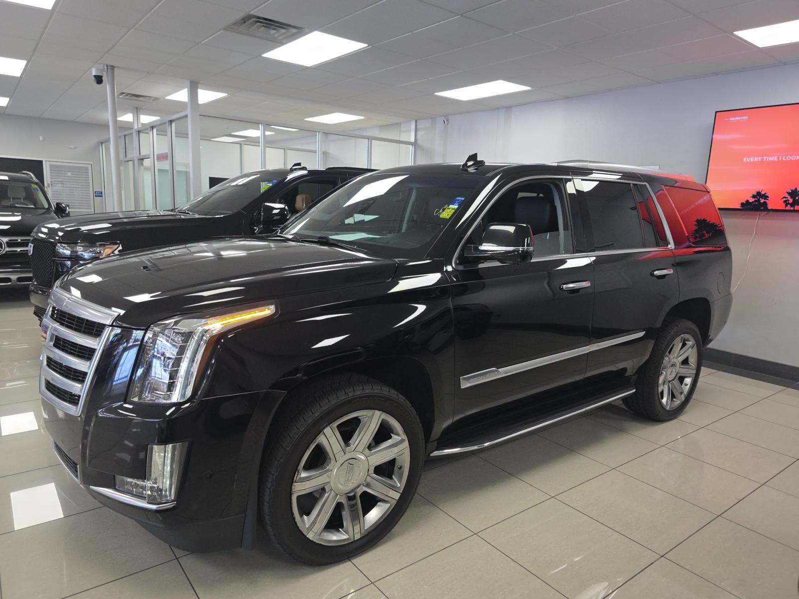2018 Cadillac Escalade Luxury AWD