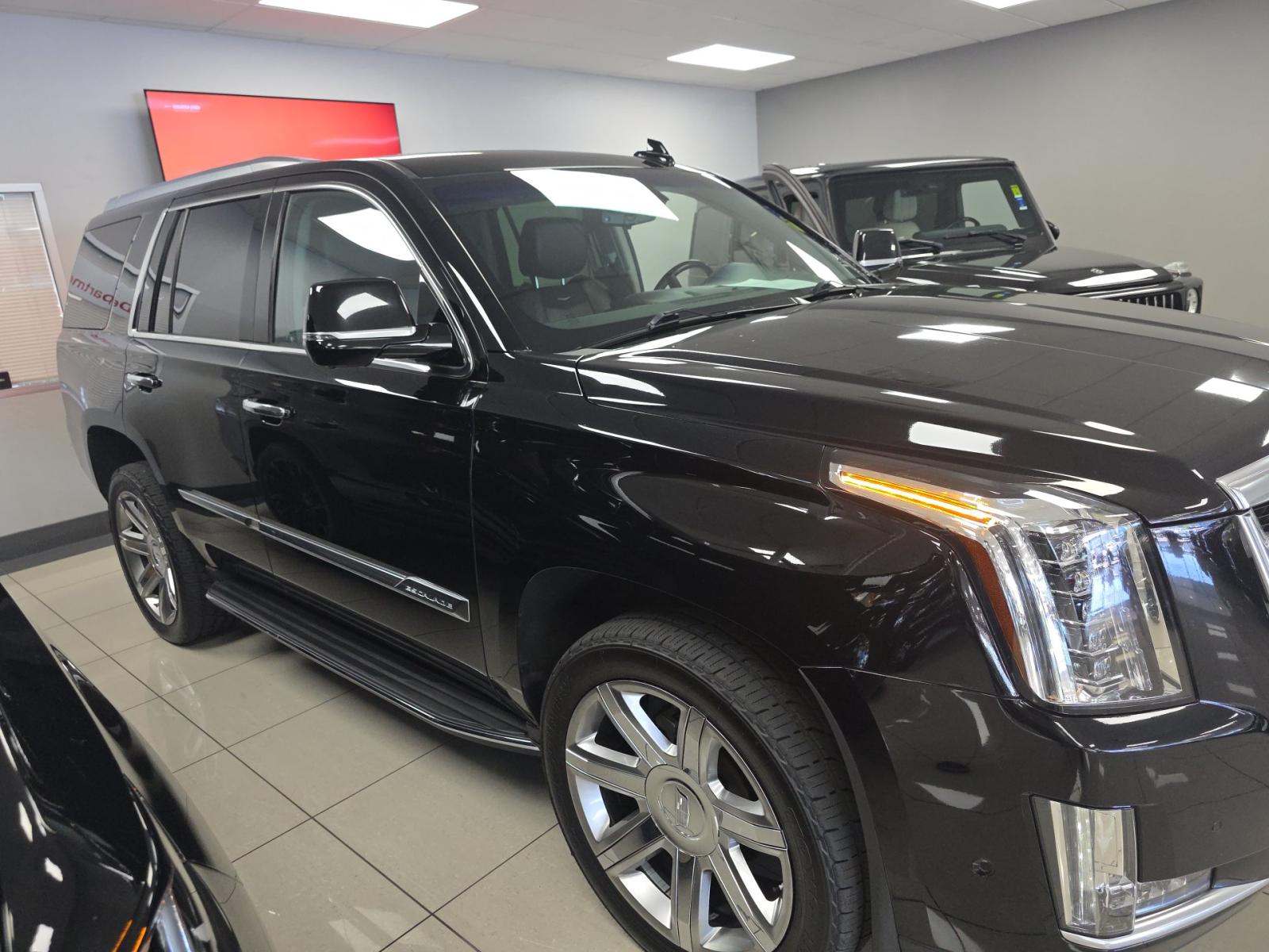2018 Cadillac Escalade Luxury AWD