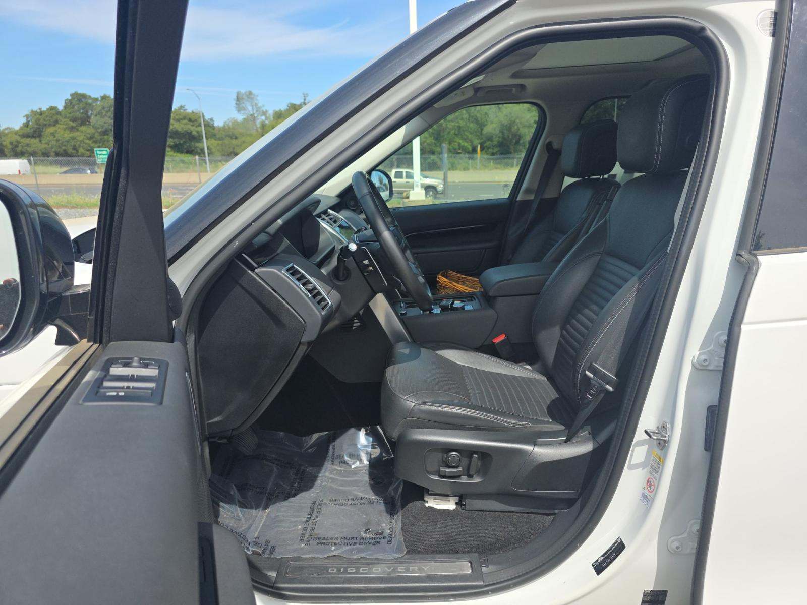 2024 Land Rover Discovery S AWD