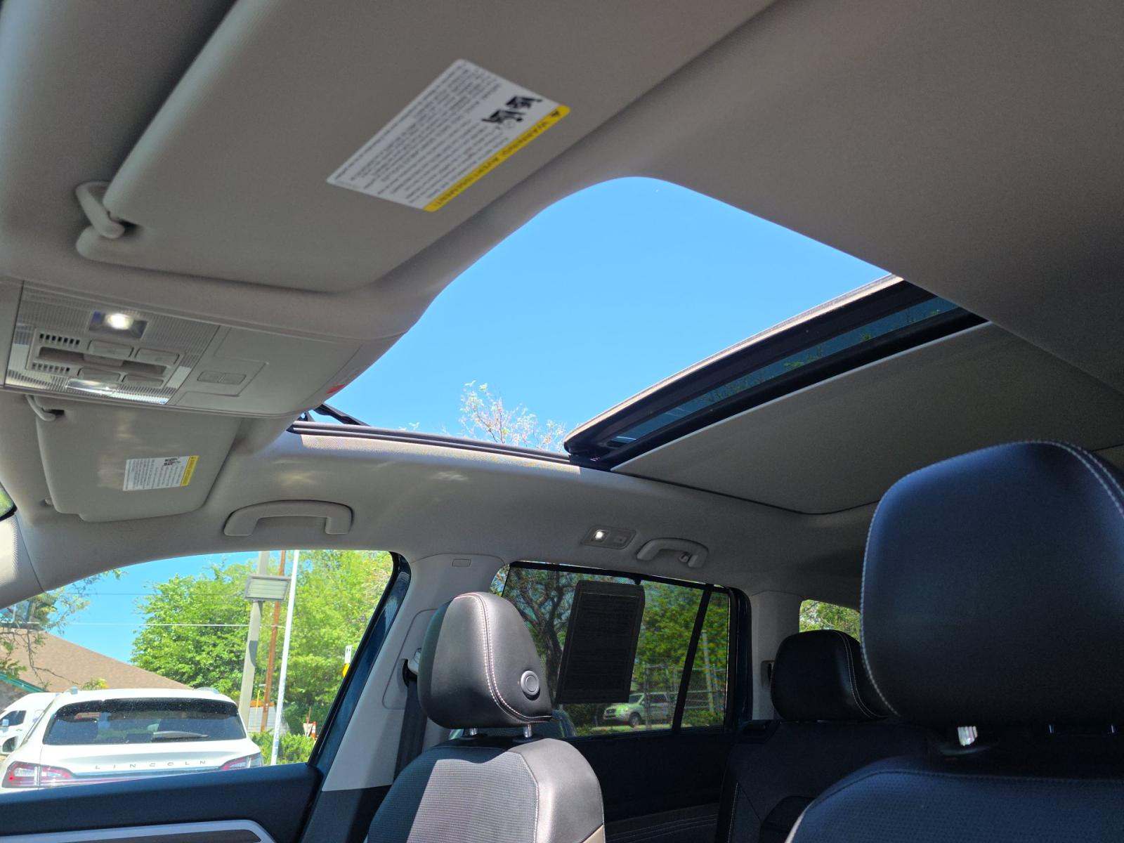 2021 Volkswagen Atlas 3.6L SEL Premium AWD