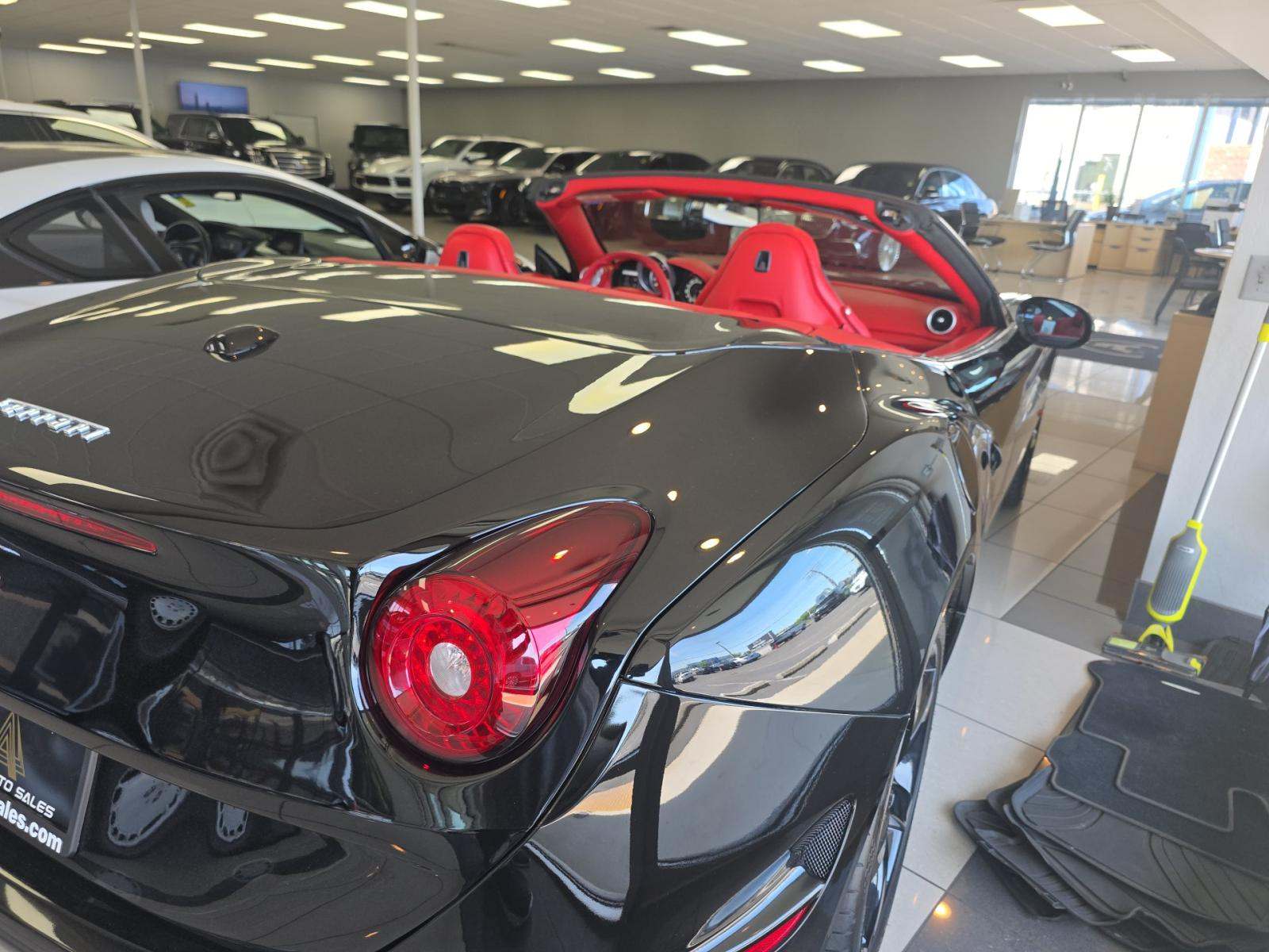 2015 Ferrari California T RWD