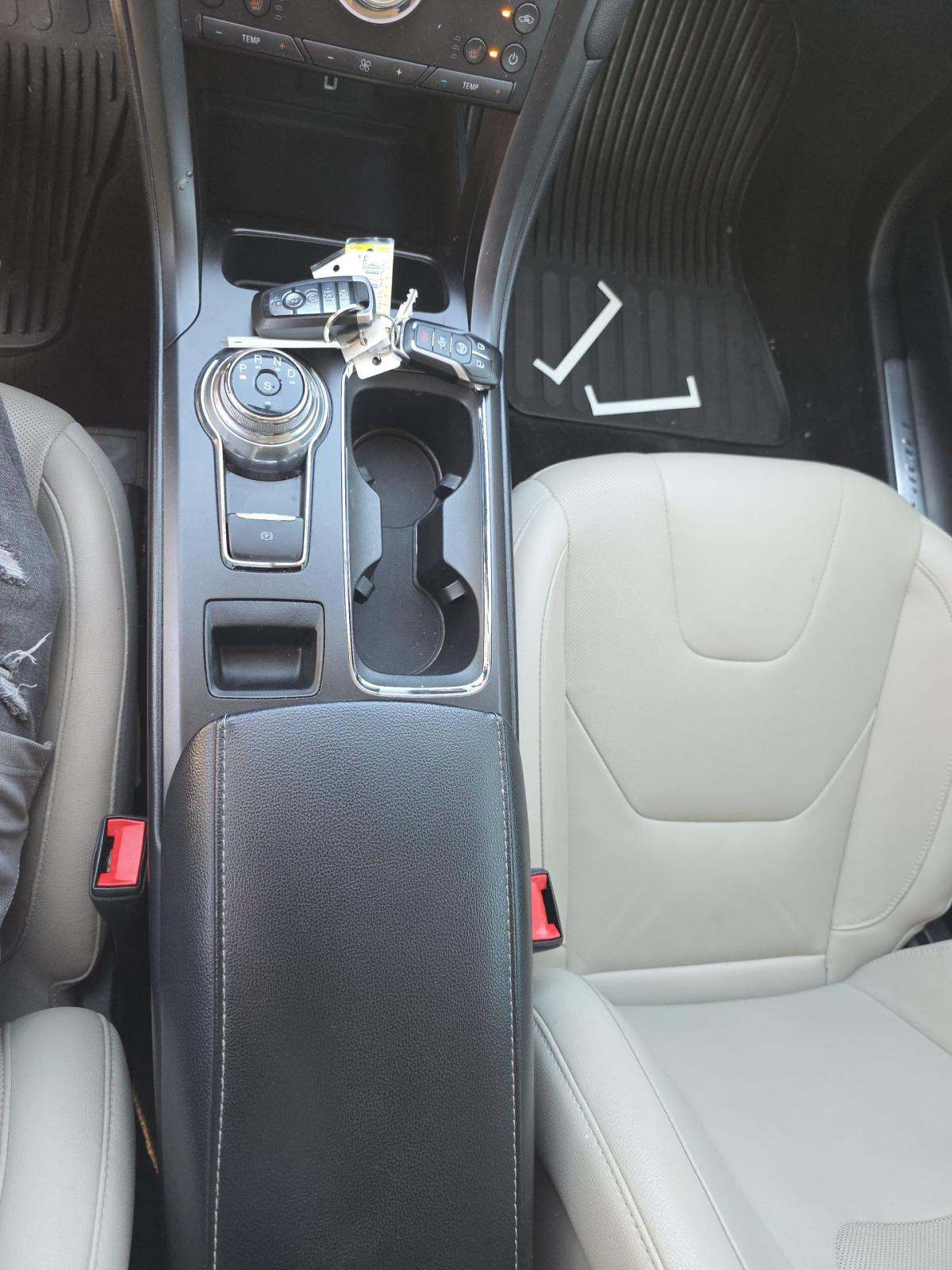 FORD FUSION - 4