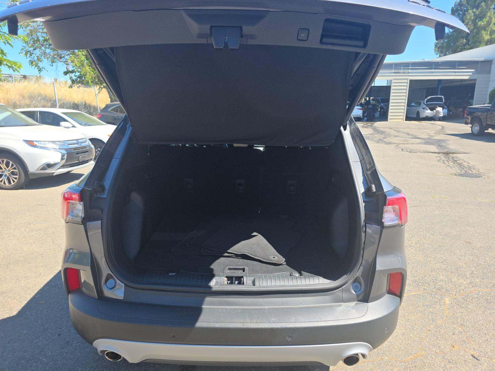 2022 Ford Escape SEL AWD