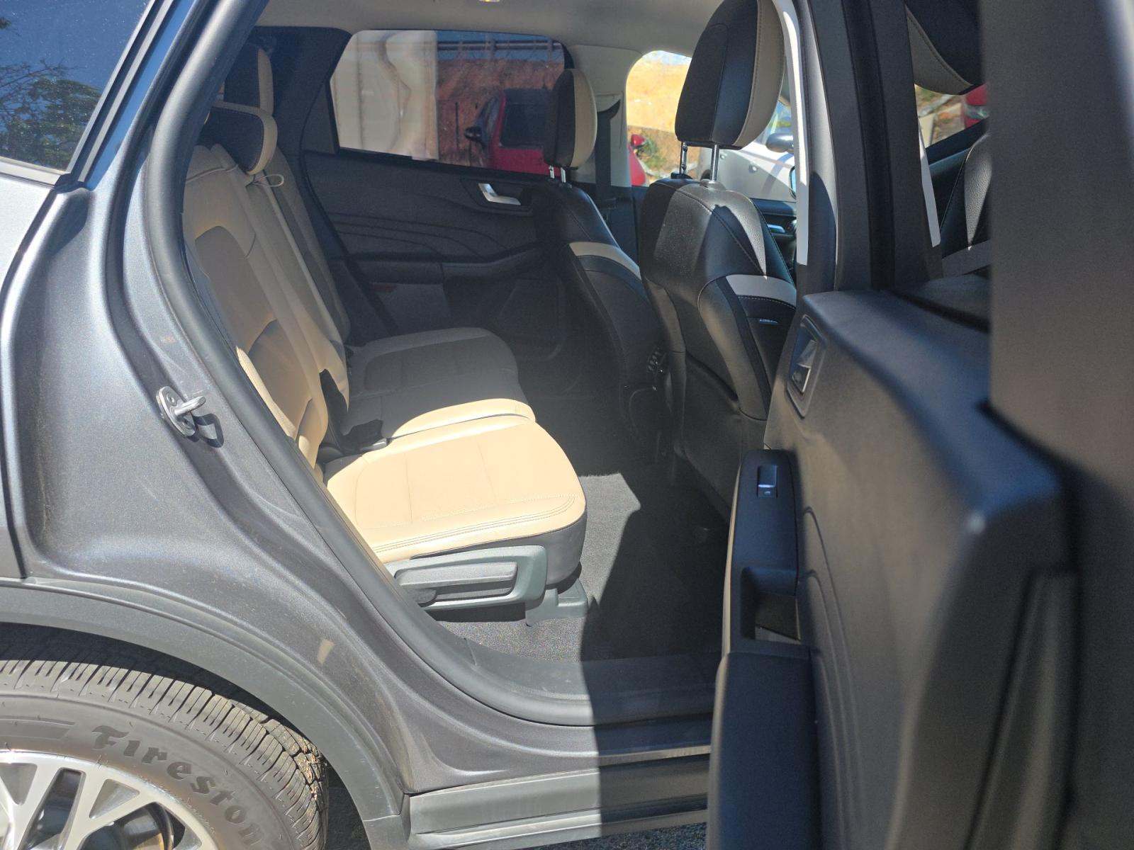 2022 Ford Escape SEL AWD