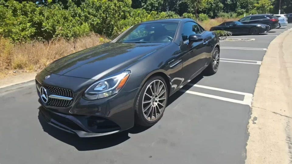 2019 Mercedes-Benz SLC 300