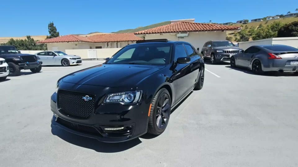 2023 Chrysler 300 300C