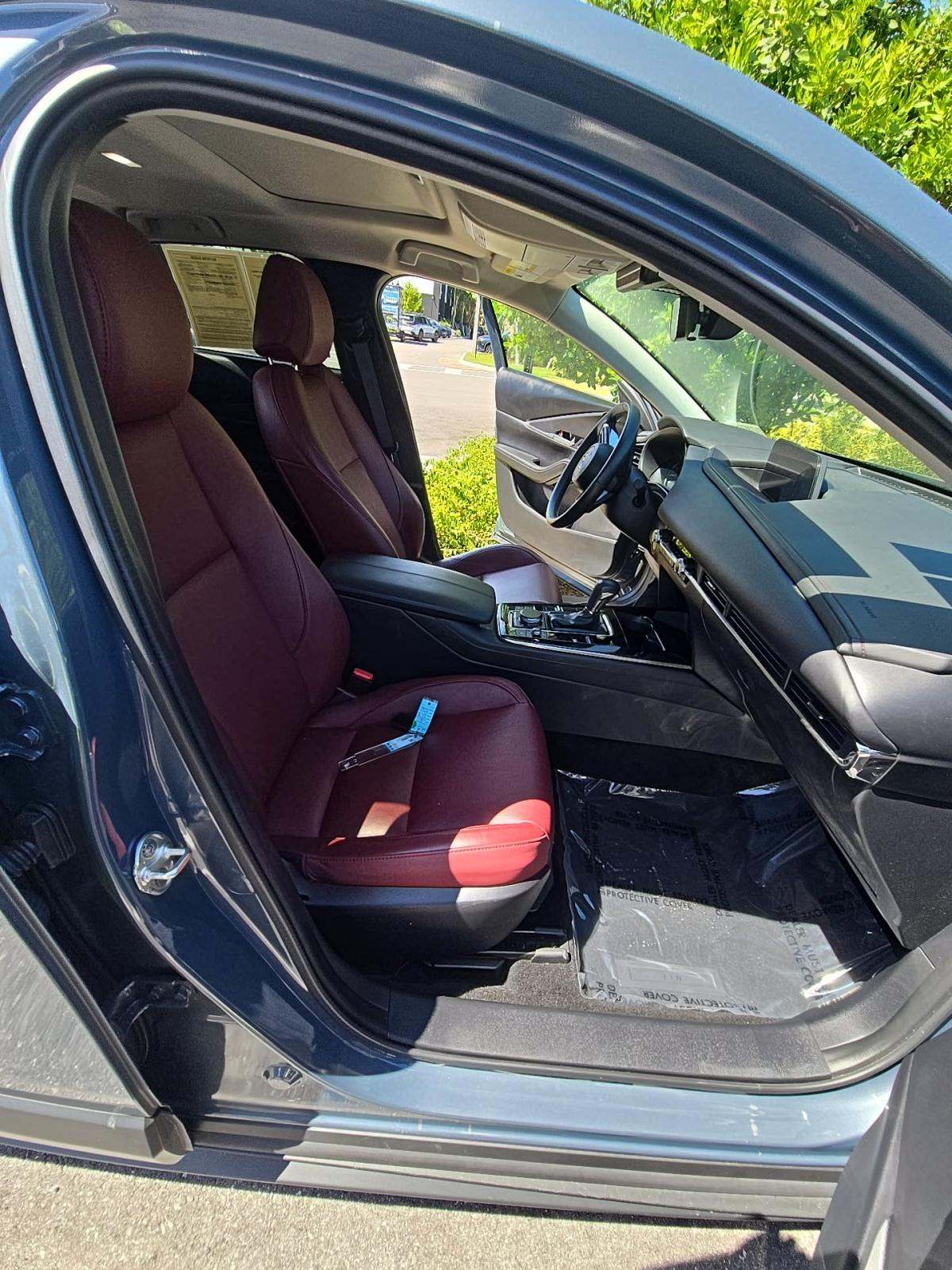 2024 MAZDA CX-30 2.5 S Carbon Edition AWD