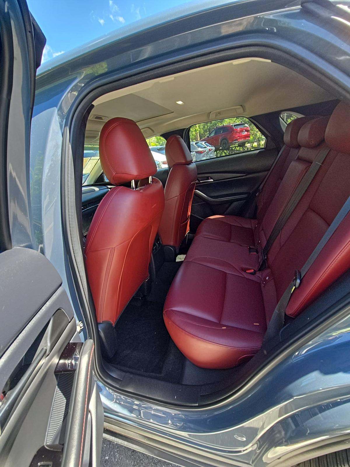 2024 MAZDA CX-30 2.5 S Carbon Edition AWD