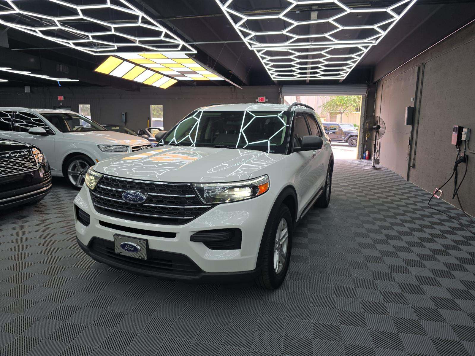 2020 Ford Explorer XLT RWD