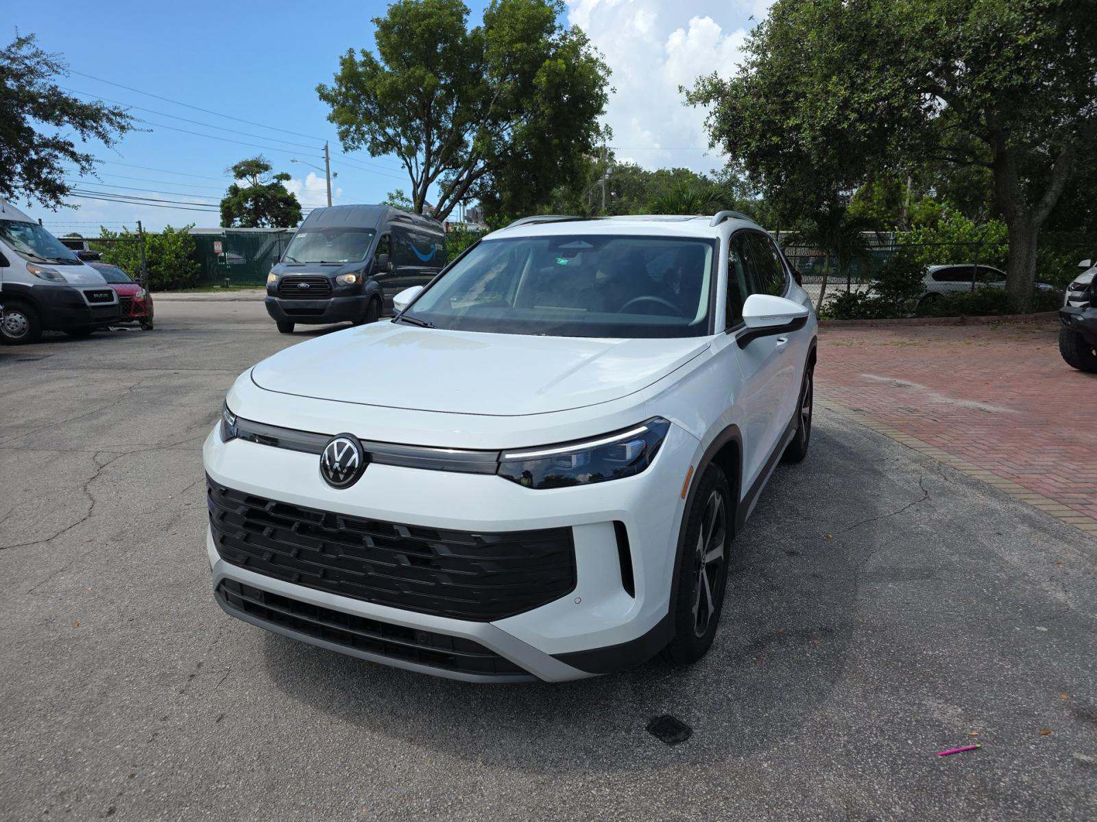 2026 Volkswagen Tiguan 2.0T SE FWD
