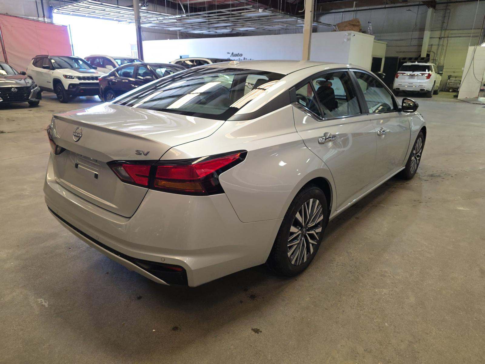 NISSAN ALTIMA - 3