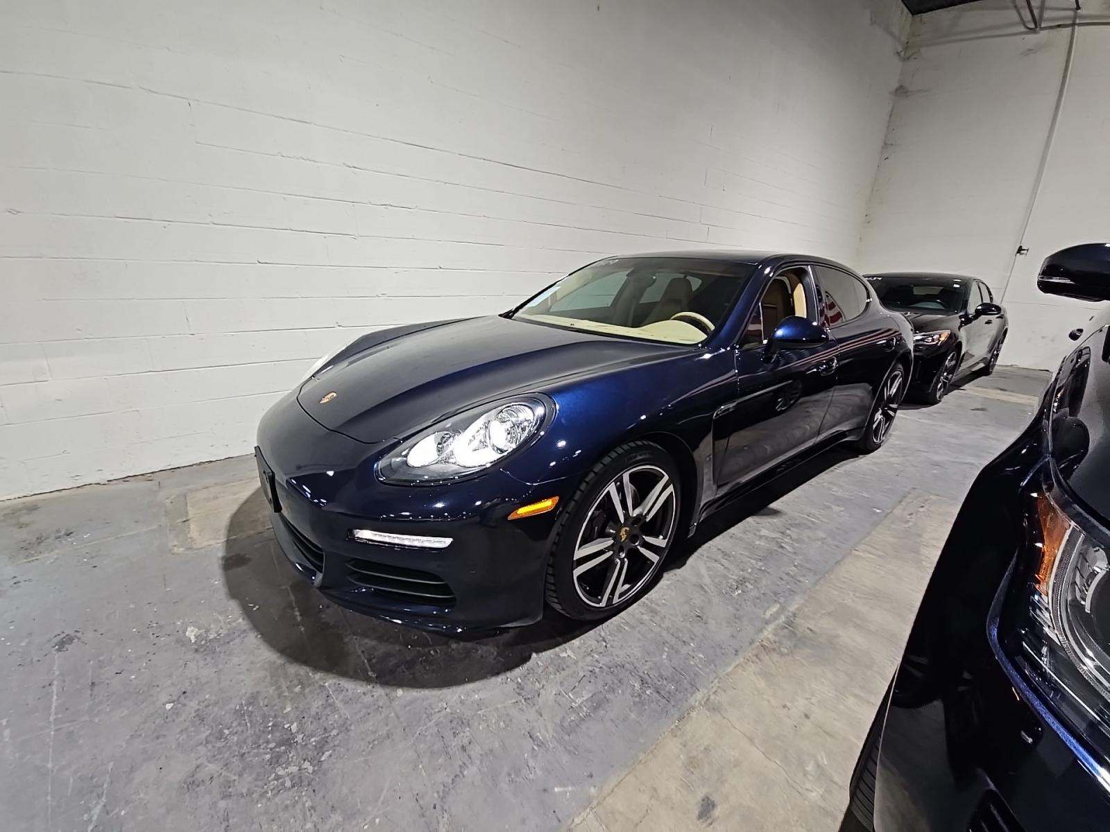 2016 Porsche Panamera Edition RWD