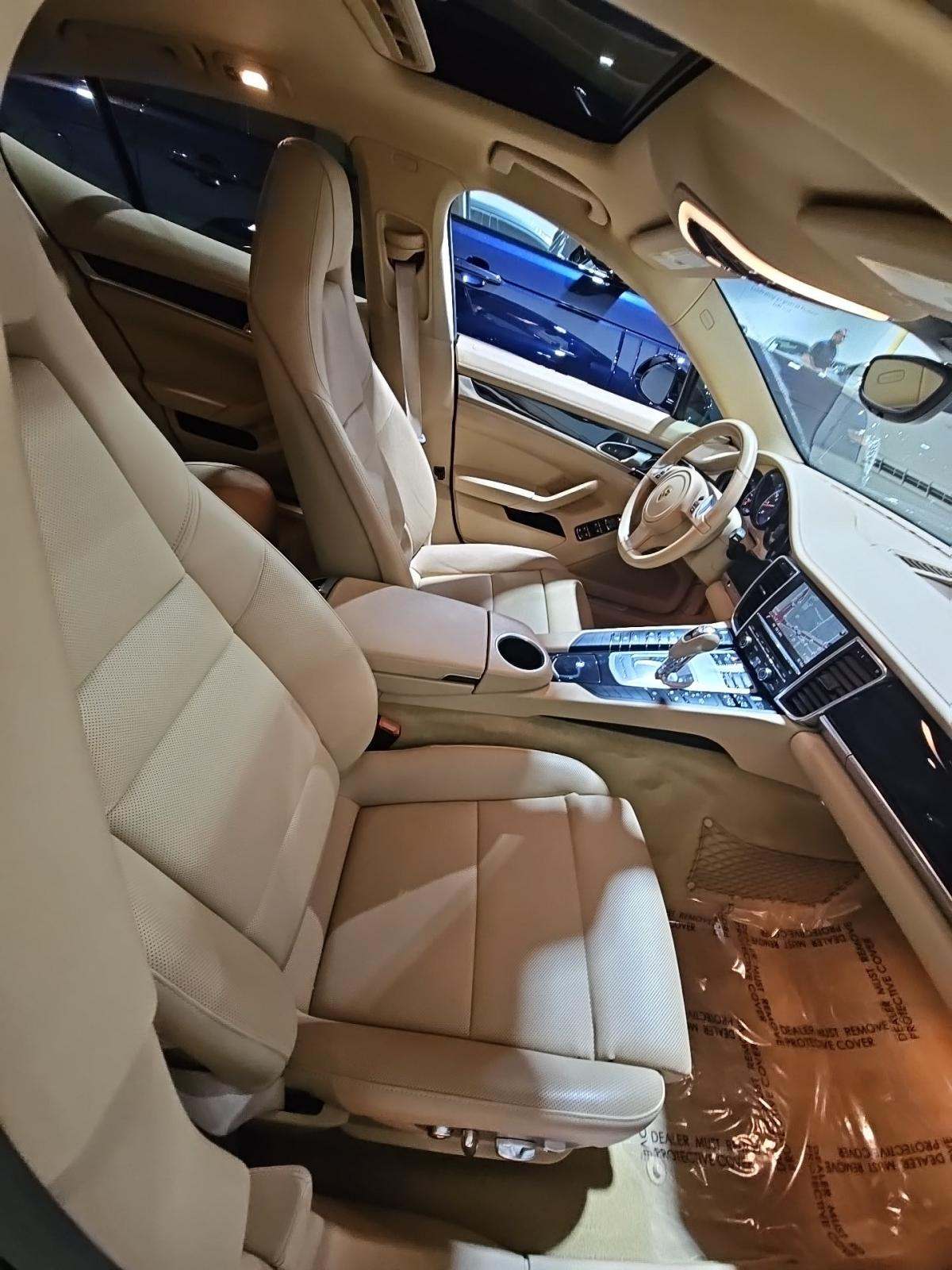 2016 Porsche Panamera Edition RWD