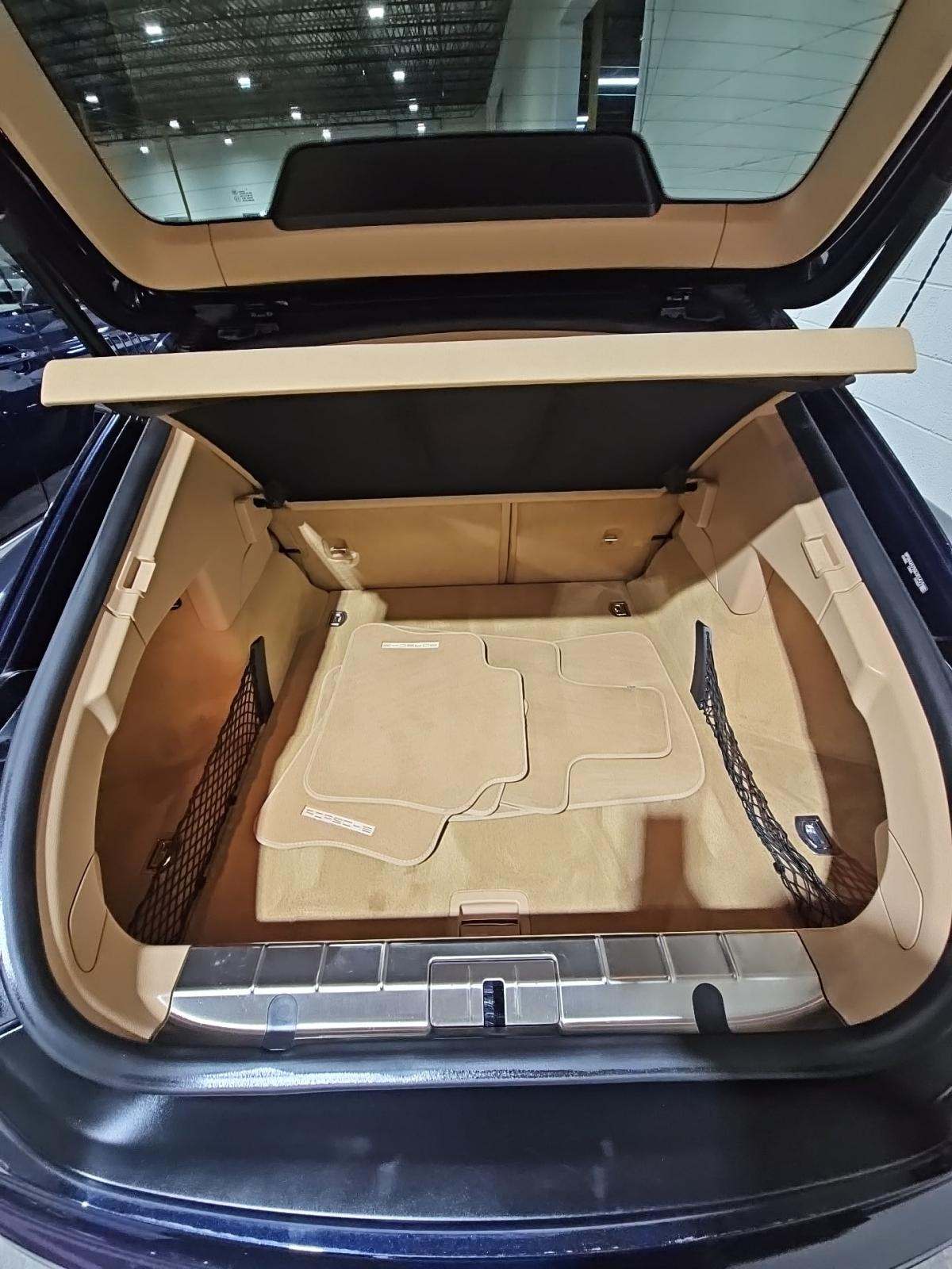 2016 Porsche Panamera Edition RWD