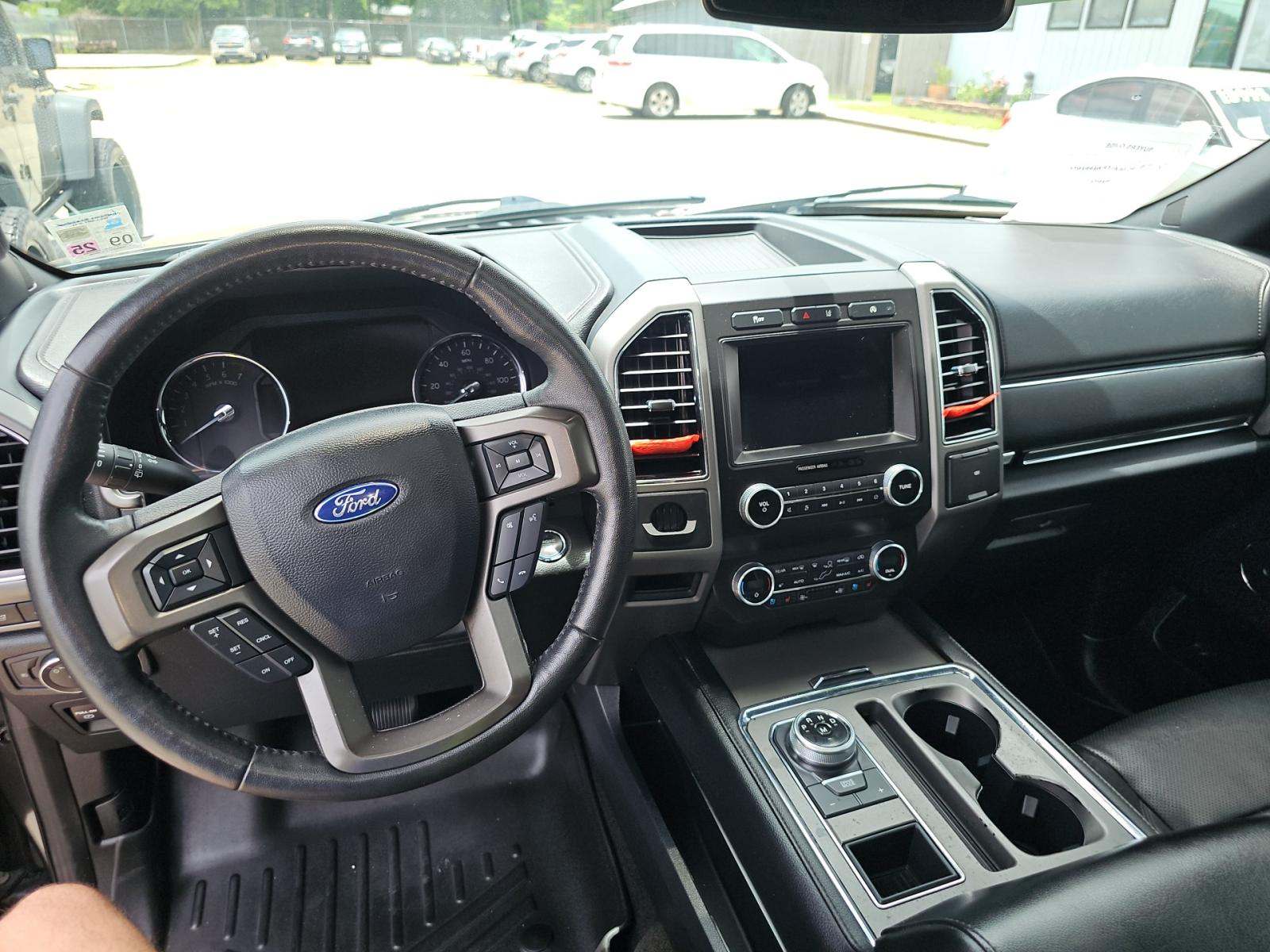 FORD EXPEDITION - 10