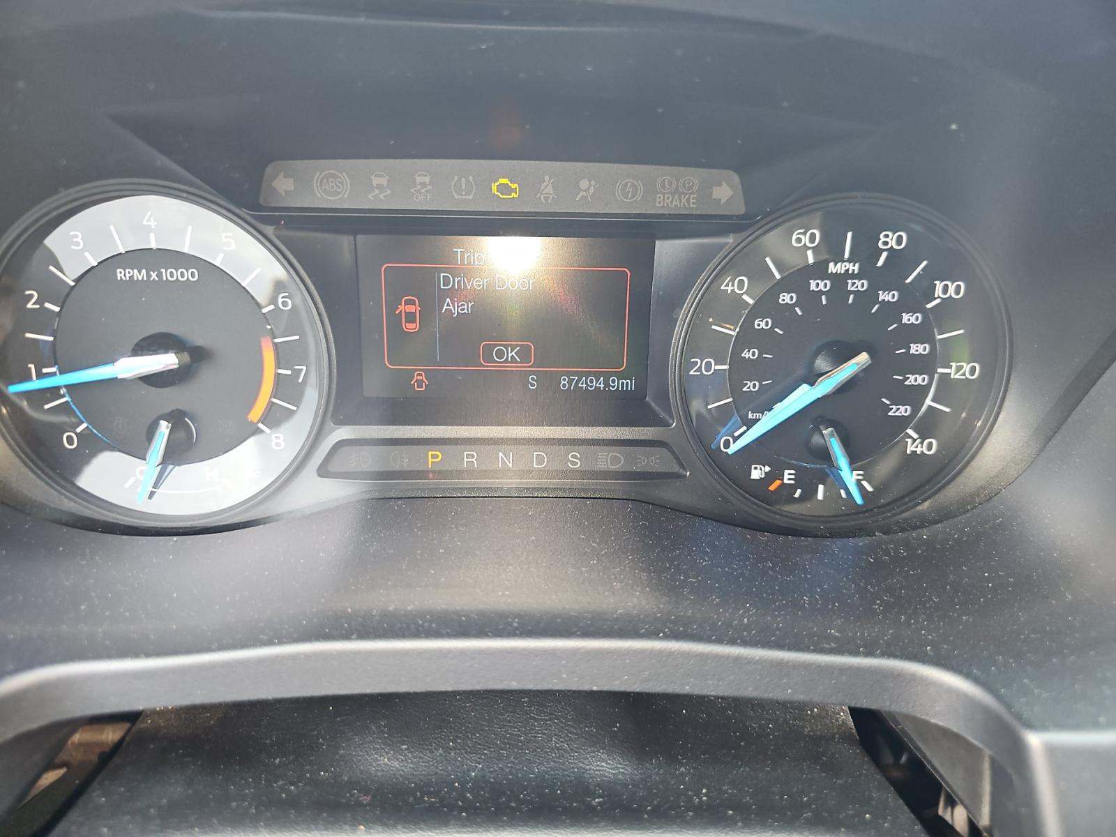 FORD EXPLORER - 9