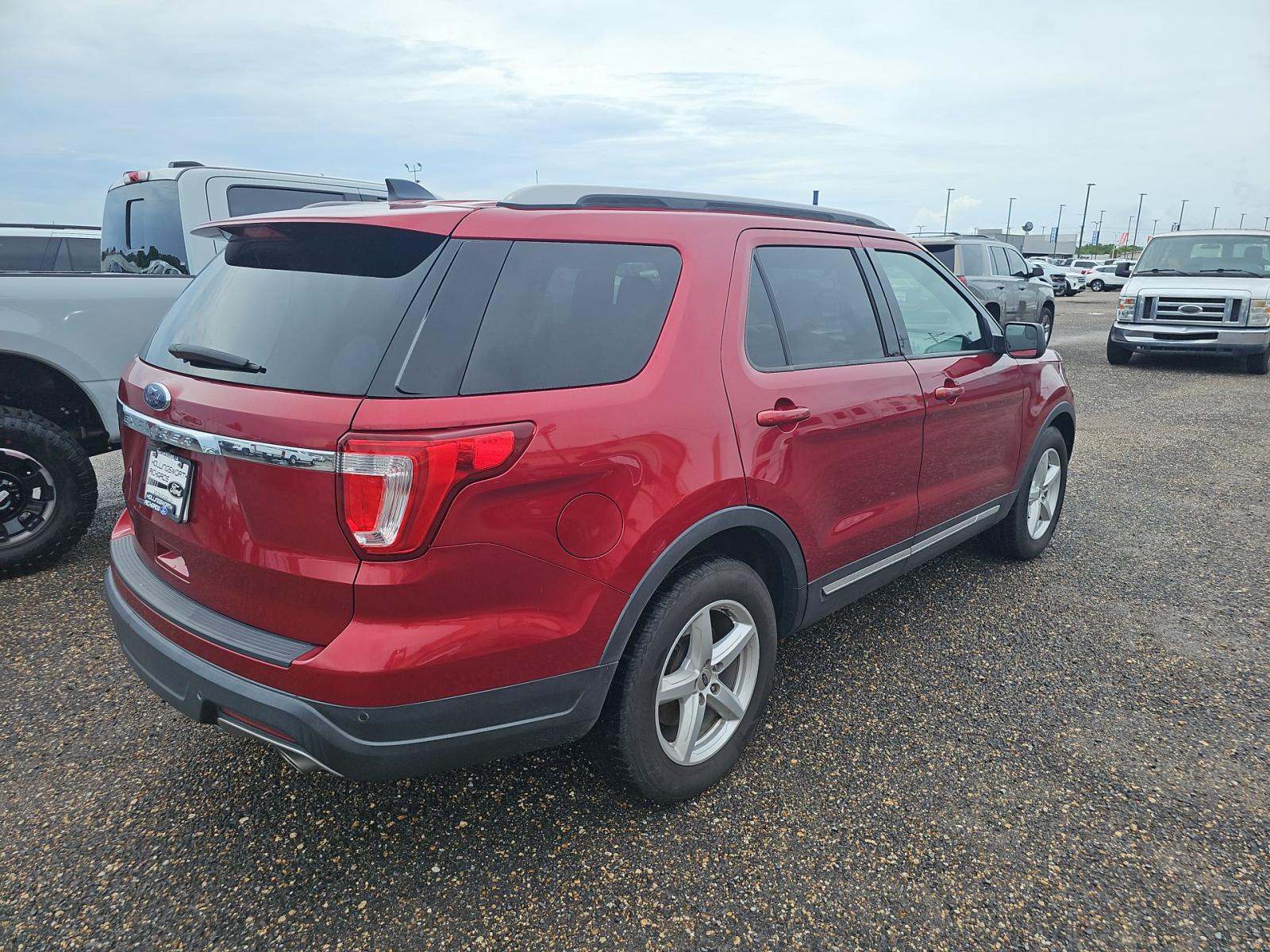 FORD EXPLORER - 3