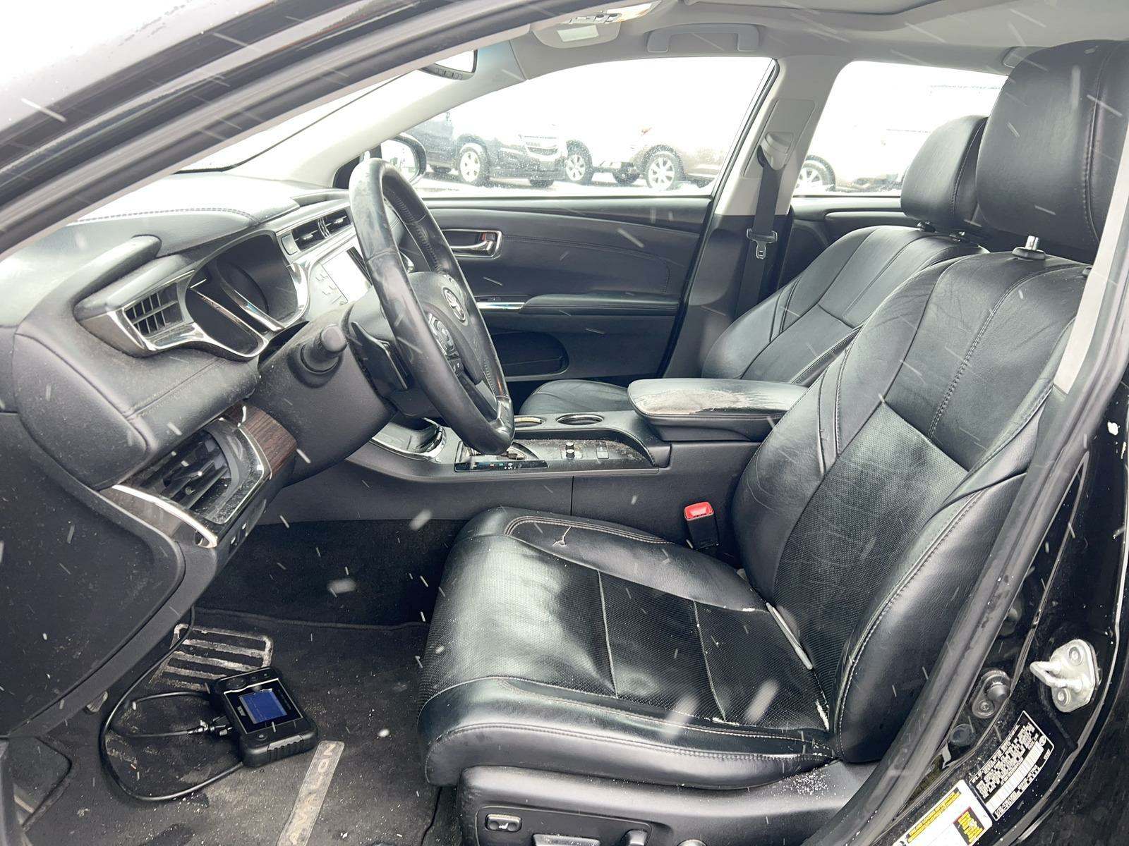 2013 Toyota Avalon Limited FWD