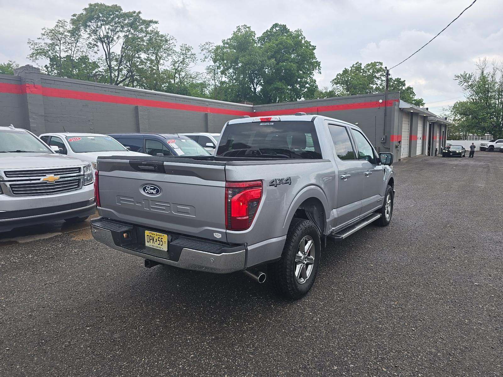 2024 Ford F-150 Hybrid XLT AWD