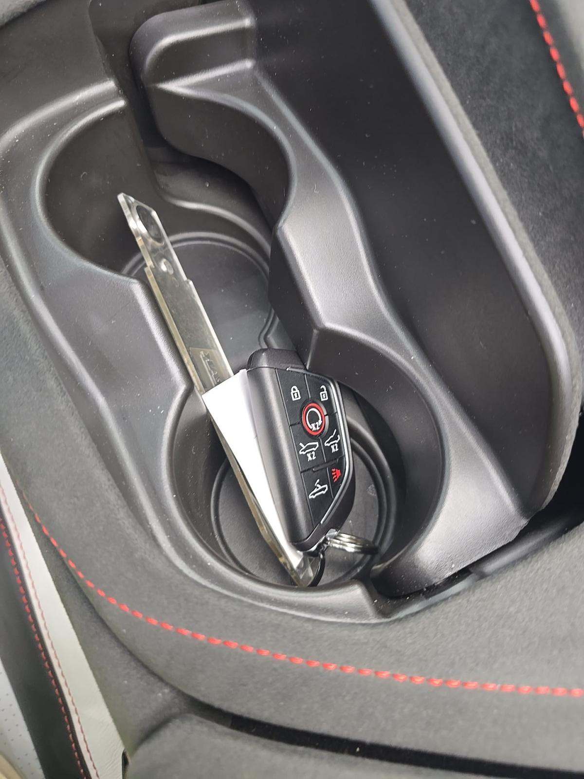 CHEVROLET CORVETTE - 8