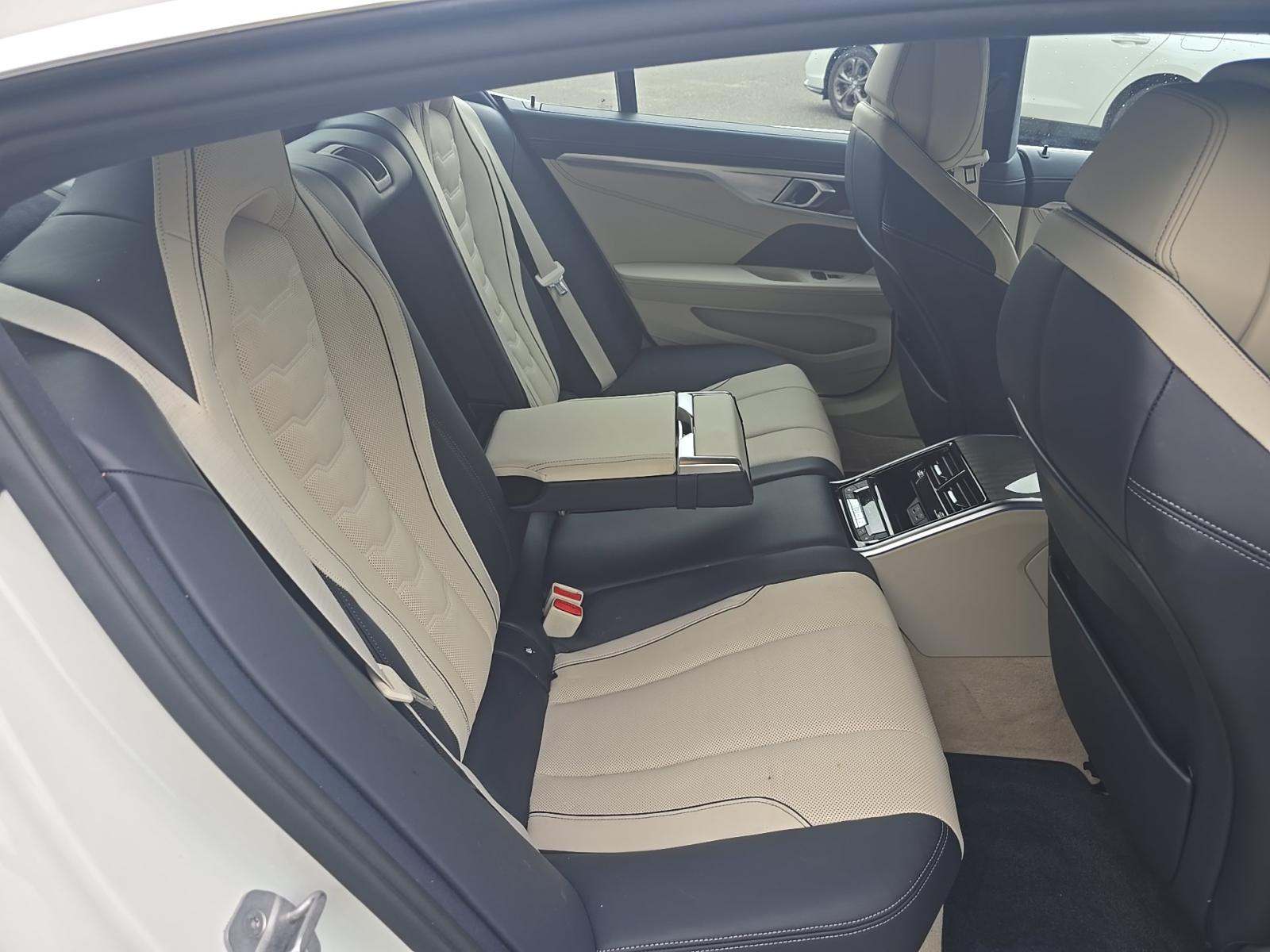 2024 BMW 8 Series M850i xDrive AWD