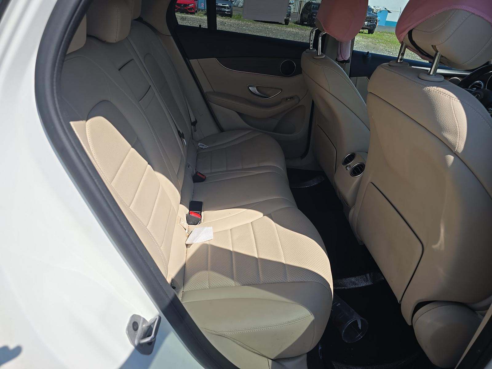 2022 Mercedes-Benz GLC GLC 300 AWD