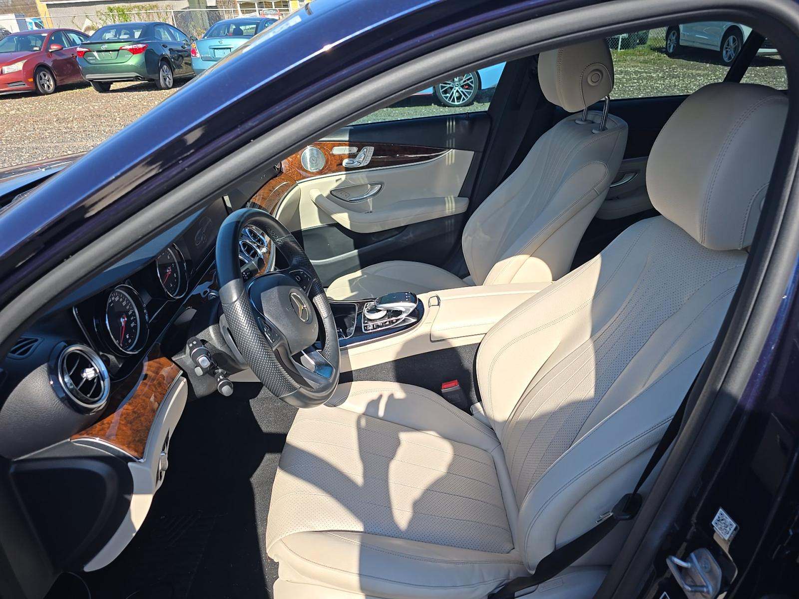 MERCEDES-BENZ E-CLASS - 2