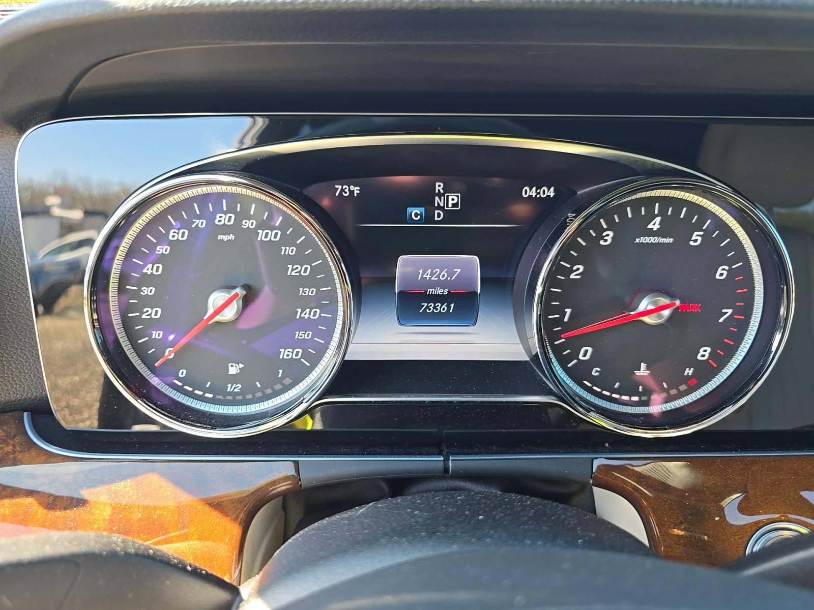 MERCEDES-BENZ E-CLASS - 5