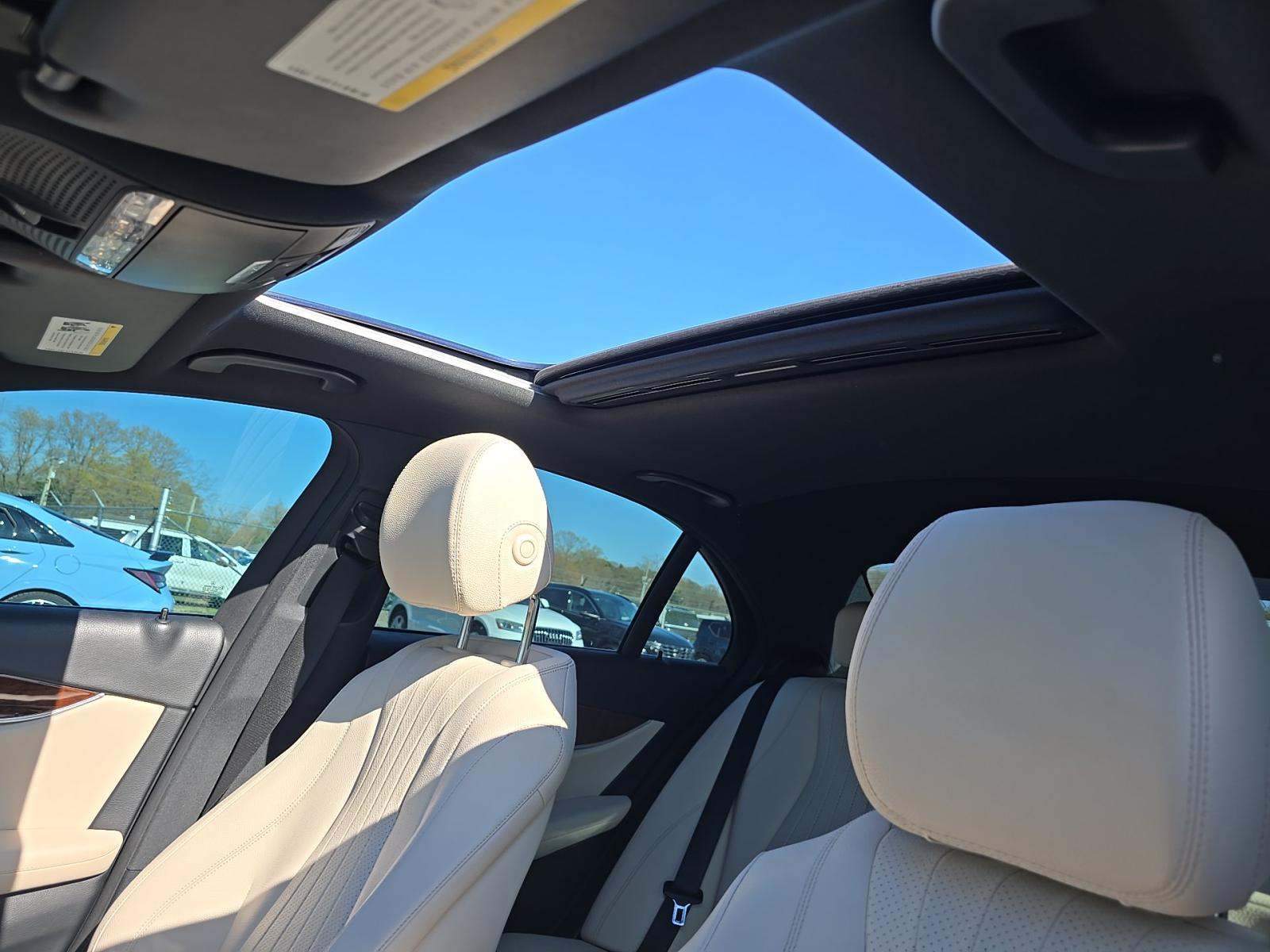 MERCEDES-BENZ E-CLASS - 7